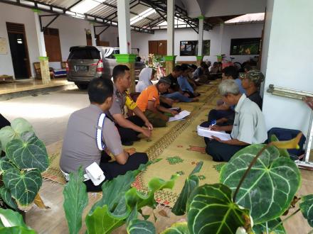 PERTEMUAN GAPOKTAN DI DUSUN GANJURAN